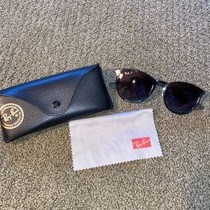 Erika Classic Polarized Ray Bans